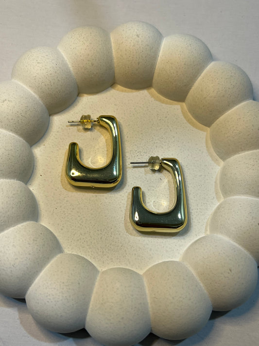 Dainty Abstract Ear Studs