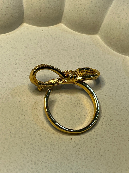 Finger Knot Ring (Adjustable)