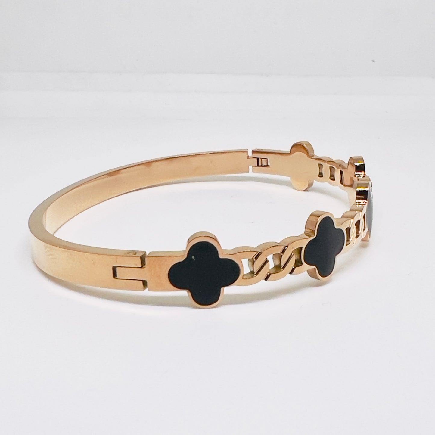 Rose Gold Black Clover Bracelet