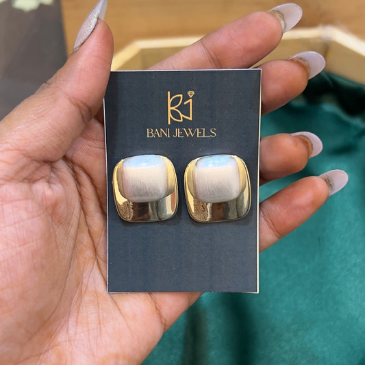 Square Pearl Ear Studs