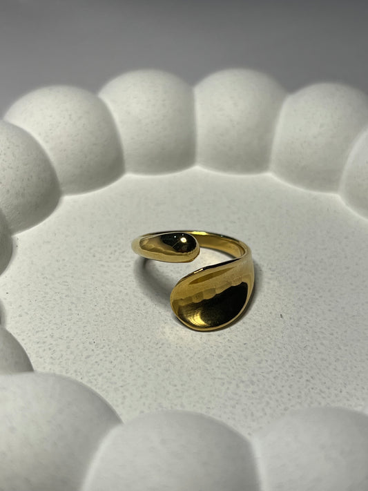 Oval Signet Finger Ring (Adjustable)