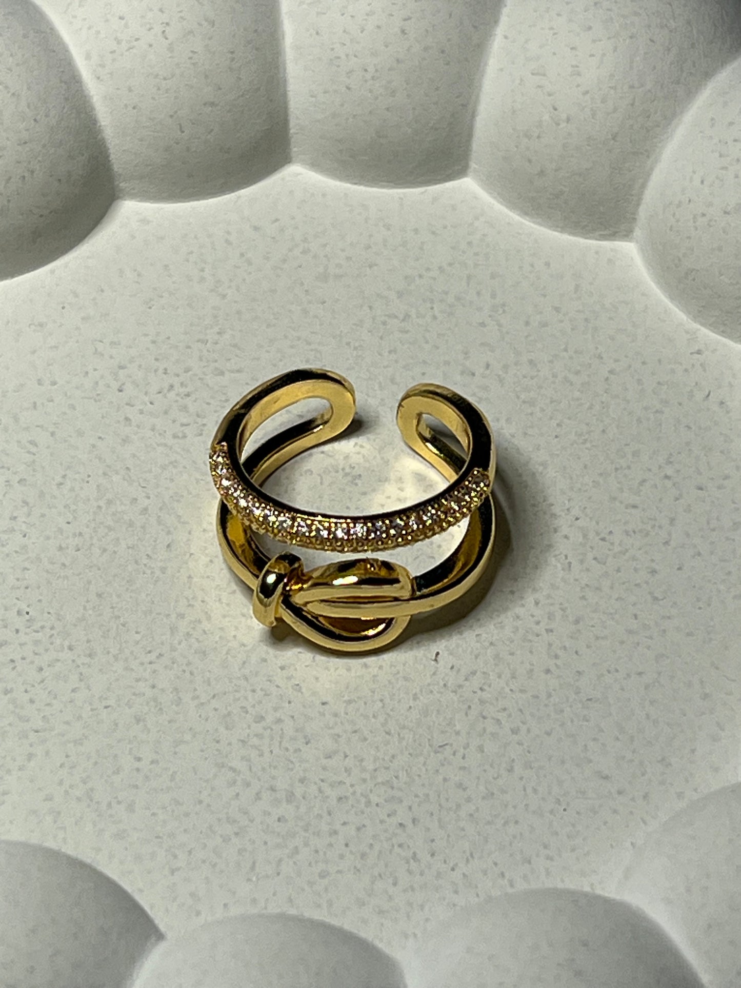 Aurora Knot Finger Ring