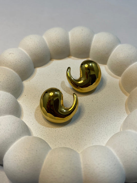 Apostrophe Ear Studs