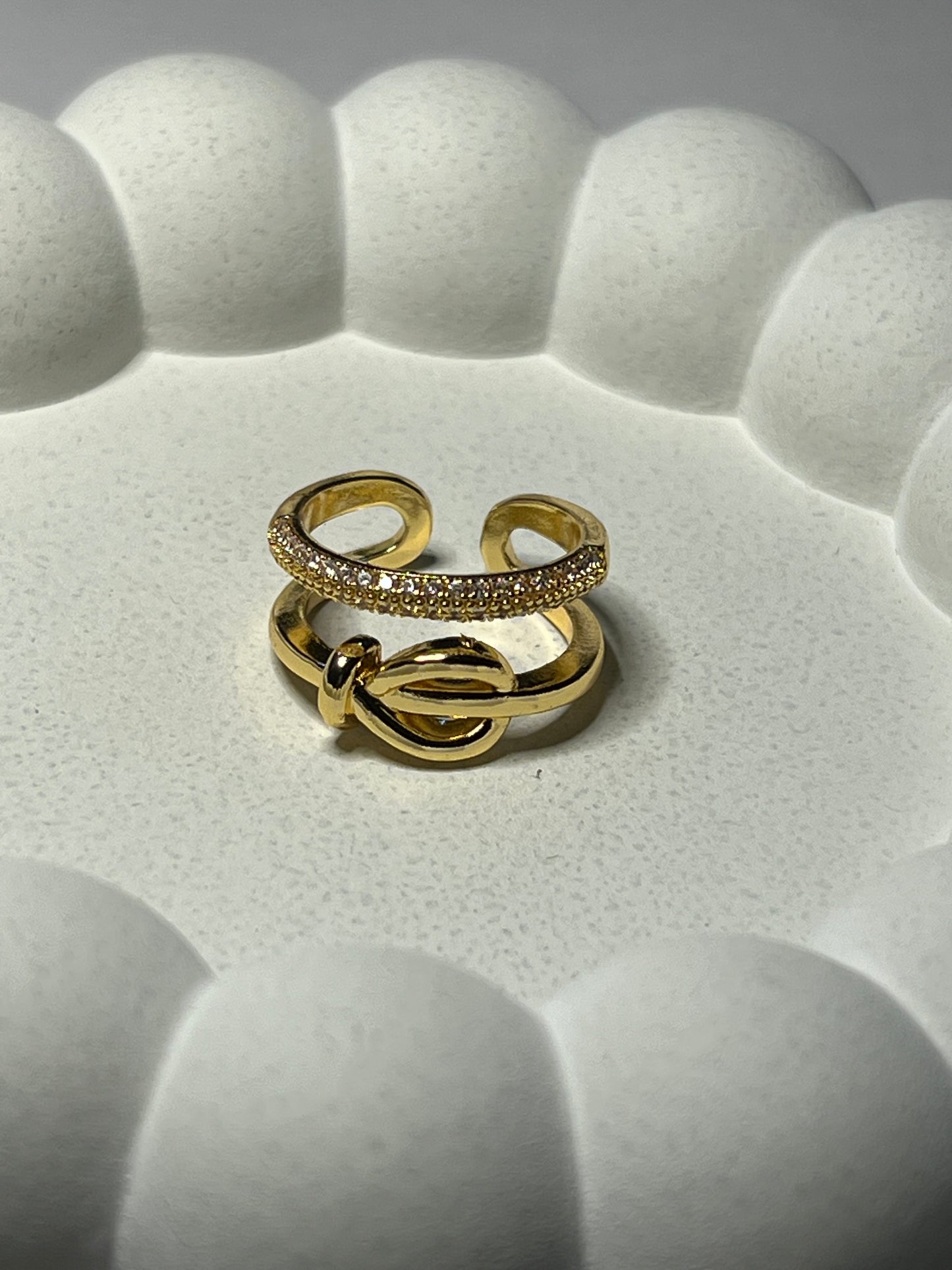 Aurora Knot Finger Ring