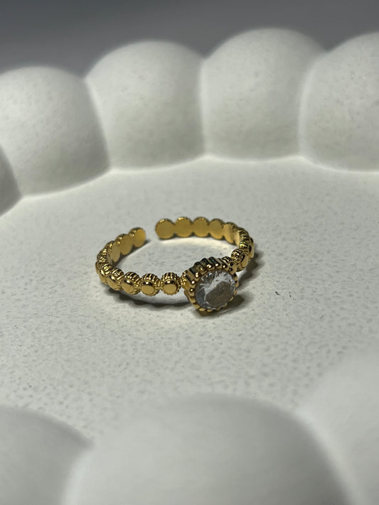 Golden loop - Finger Ring (Adjustable)